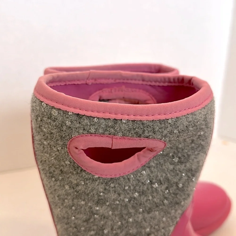 Youth UGG Kex Sparkle Pink Azalea Rain boots size 2 youth Like New